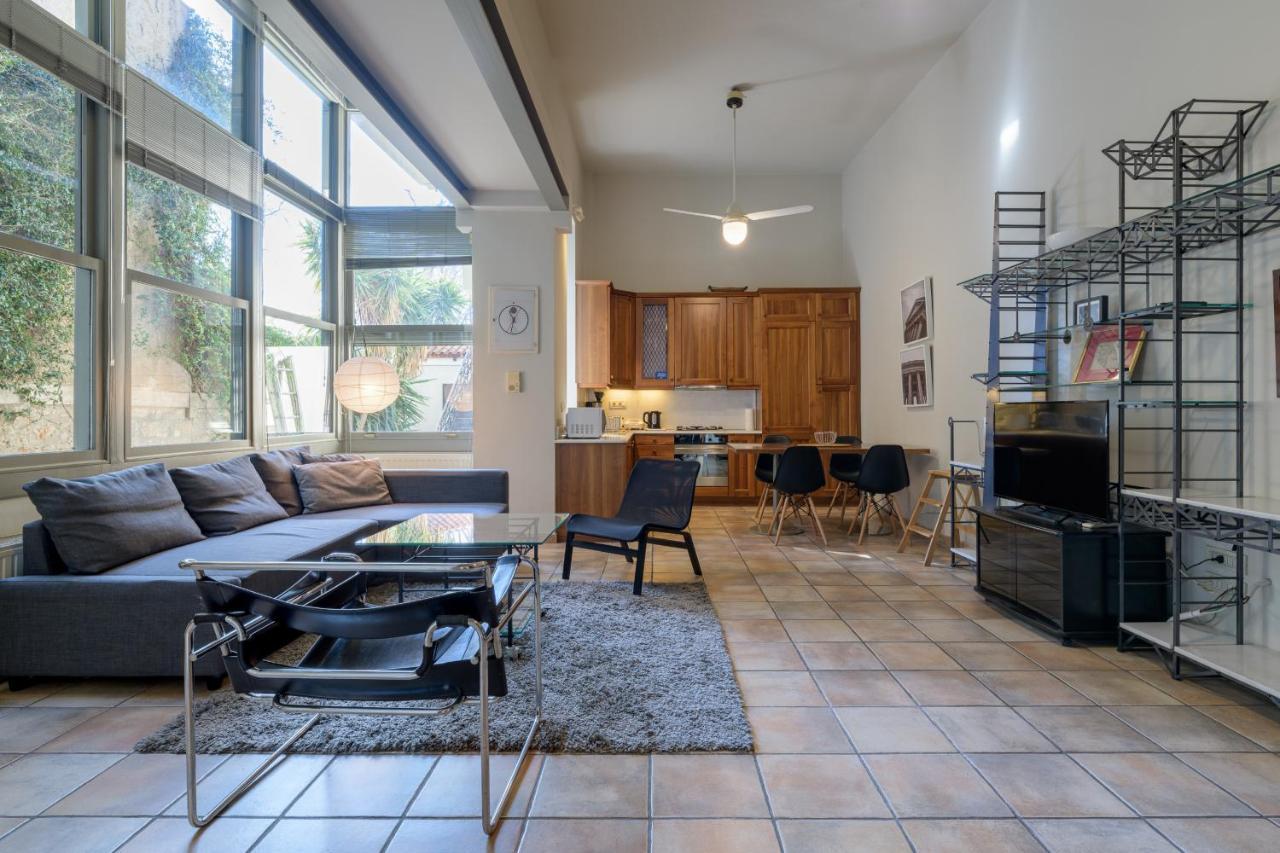 A Beautiful 2 Bdr House In The Heart Of Plaka Villa Атина Екстериор снимка